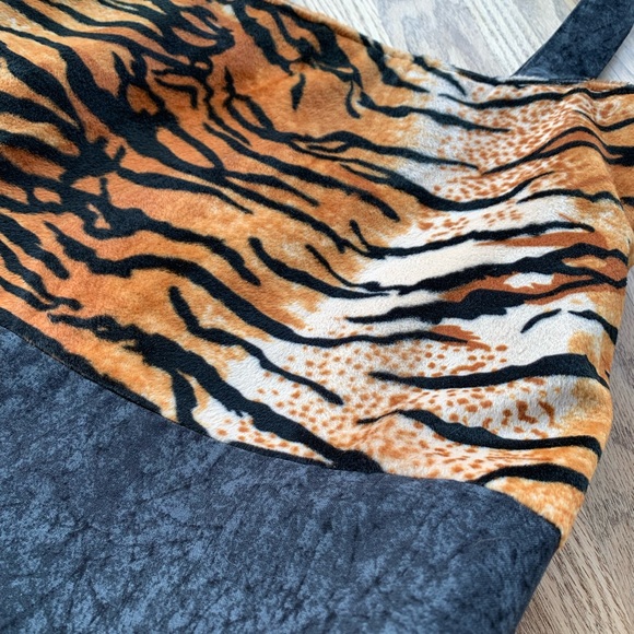 Hand Crafted Faux Fur Tote Bag with 2nd Makeup Bag - Picture 7 of 12